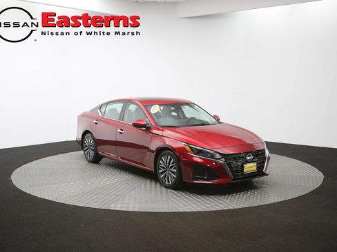 Used 2023 Nissan Altima 2.5 SV w/ SV Premium Package FWD image 48