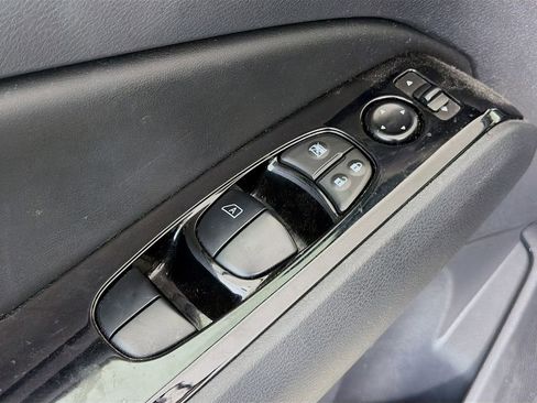 Used 2023 Nissan Altima 2.5 SV image 19