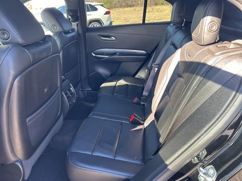 Used 2025 Cadillac XT4 Premium Luxury image 27