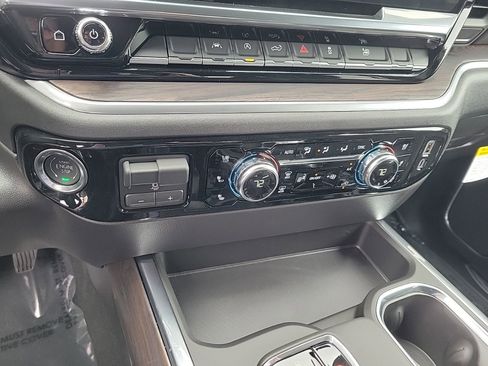 New 2026 GMC Sierra 1500 SLT w/ SLT Premium Package image 36