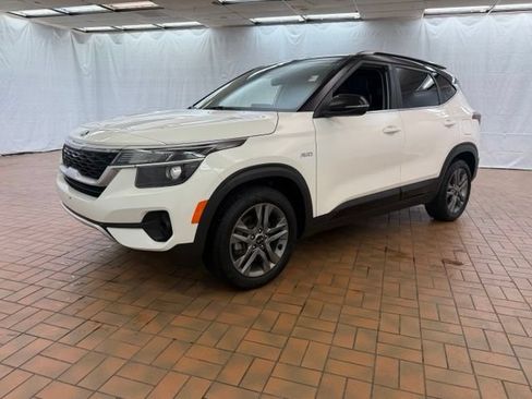 Used 2021 Kia Seltos S AWD/4WD image 5