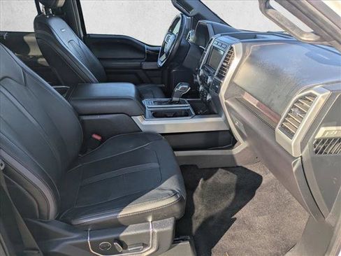 Used 2017 Ford F150 Platinum w/ Equipment Group 701A Luxury AWD/4WD image 21