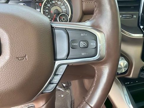 Used 2019 RAM 1500 Laramie AWD/4WD image 20