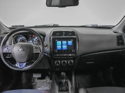 Used 2022 Mitsubishi Outlander Sport SE image 11