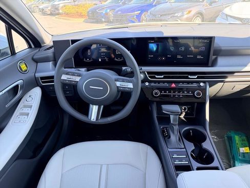 New 2026 Hyundai Sonata SE FWD image 11