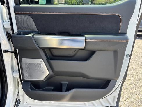 Used 2023 Ford F250 Platinum AWD/4WD image 17