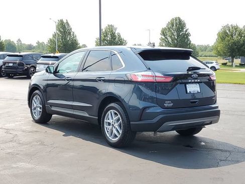 Certified 2024 Ford Edge SEL w/ Convenience Package AWD/4WD image 4