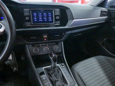 Used 2024 Volkswagen Jetta S image 16