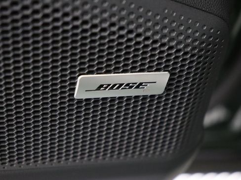 Used 2024 Porsche Macan 4 Electric image 28