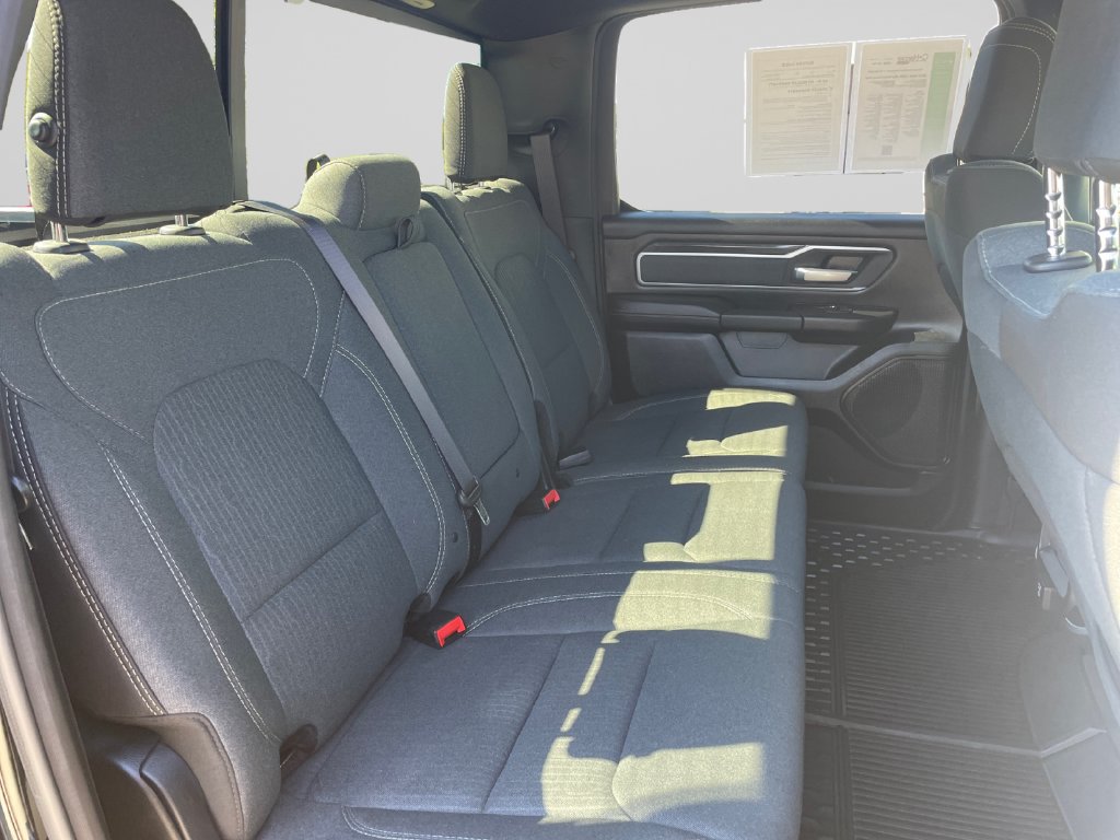 Used 2021 RAM 1500 Big Horn AWD/4WD image 14