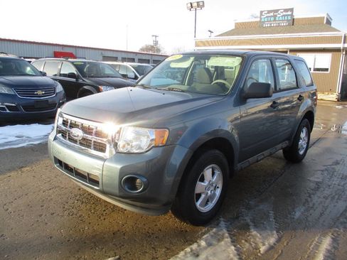 Used 2012 Ford Escape XLS image 2