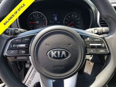 Used 2022 Kia Sportage LX AWD/4WD image 29