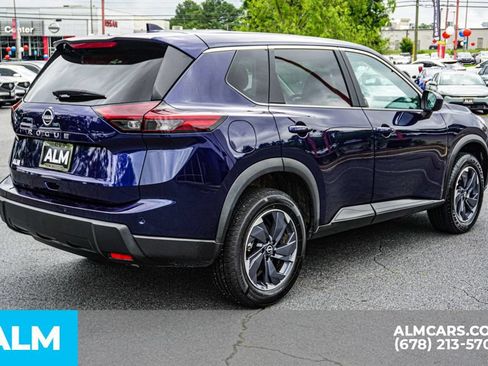 Used 2026 Nissan Rogue SV FWD image 5