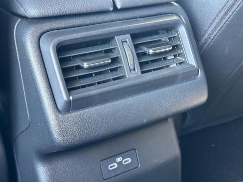 Certified 2025 MAZDA CX-50 2.5 Hybrid w/ Preferred Pkg image 11