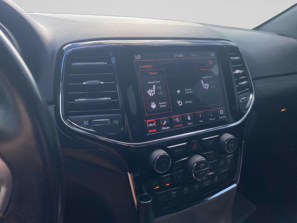 Used 2020 Jeep Grand Cherokee Altitude AWD/4WD image 31