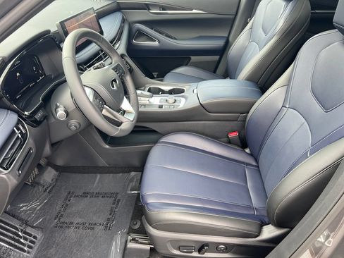 Used 2026 INFINITI QX60 Sport w/ Dark Cargo Package AWD/4WD image 9