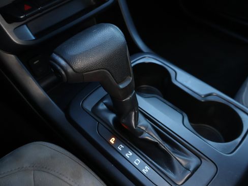 Used 2016 Chevrolet Colorado W/T w/ WT Convenience Package image 14