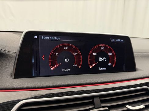 Used 2019 BMW 750i xDrive w/ M Sport Package image 32