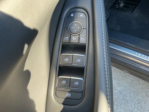 Certified 2026 INFINITI QX60 Luxe w/ Family Package image 24