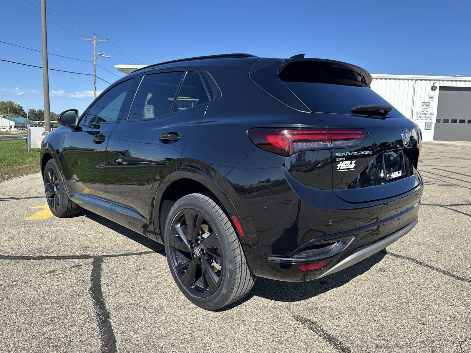 Certified 2023 Buick Envision Essence w/ Sport Touring Package AWD/4WD image 4