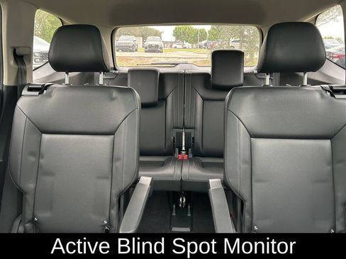 Used 2019 Volkswagen Atlas SEL R-Line image 14