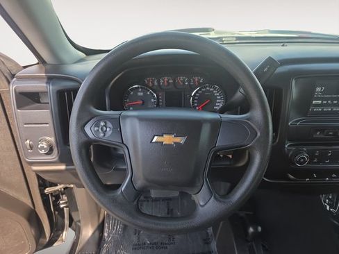 Used 2019 Chevrolet Silverado 1500 Custom w/ Custom Convenience Package AWD/4WD image 12