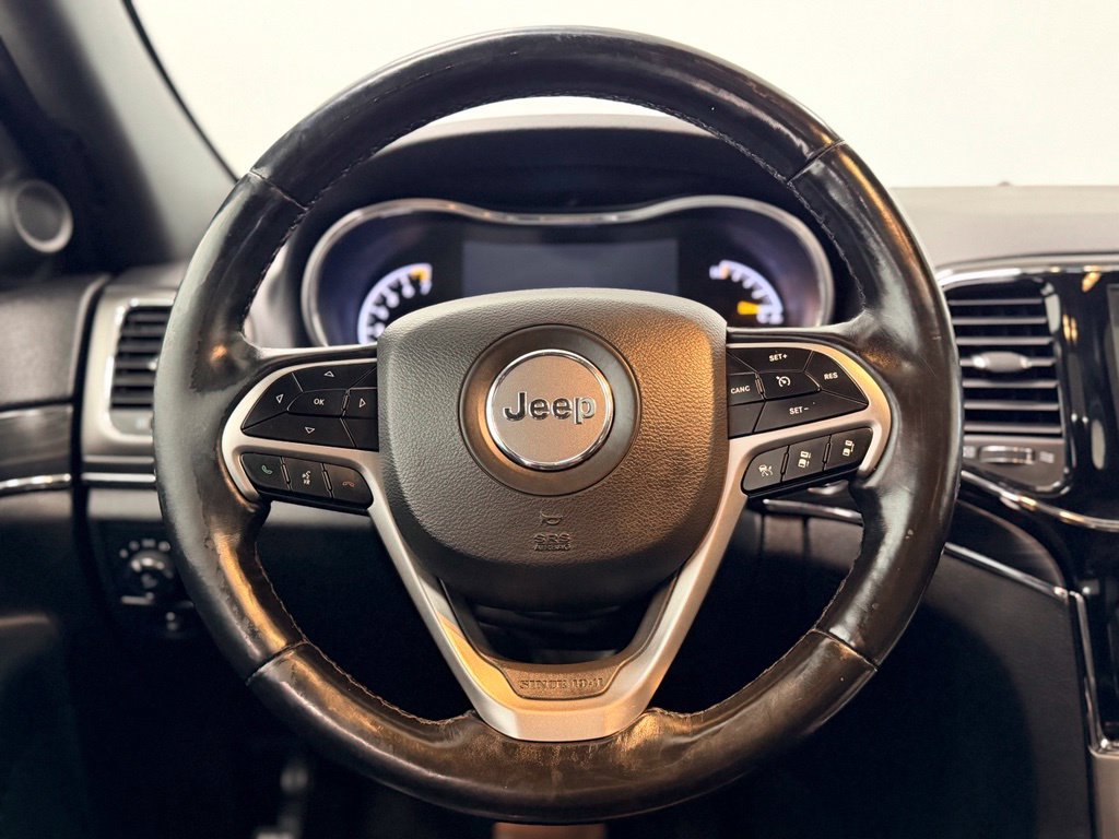 Used 2020 Jeep Grand Cherokee Limited AWD/4WD image 14