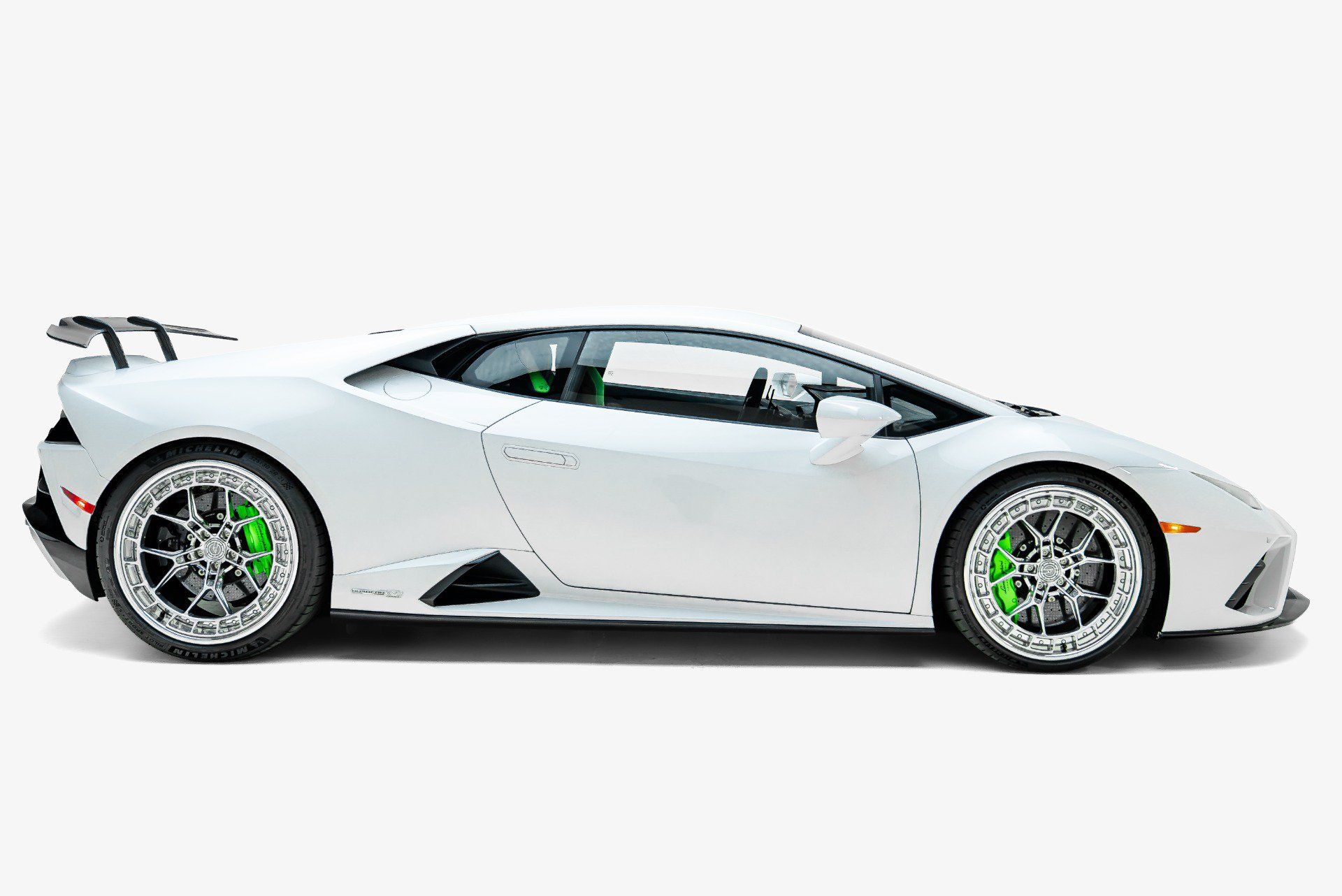 Used 2021 Lamborghini Huracan EVO RWD image 8