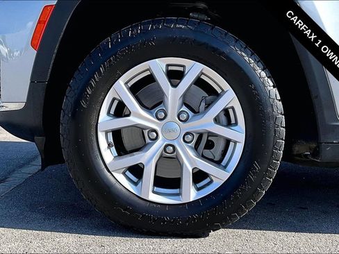 Used 2021 Jeep Grand Cherokee L Limited AWD/4WD image 33
