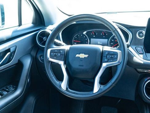 Used 2024 Chevrolet Blazer LT AWD/4WD image 29