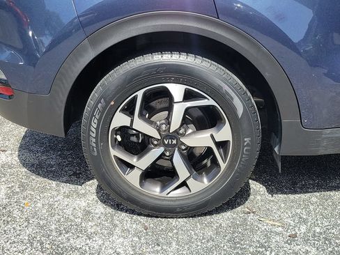 Used 2022 Kia Sportage LX FWD image 7