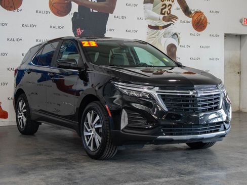Used 2023 Chevrolet Equinox LT image 18