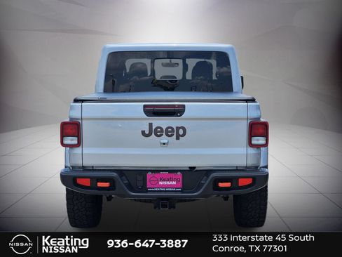 Used 2023 Jeep Gladiator Mojave w/ Cold Weather Group AWD/4WD image 7