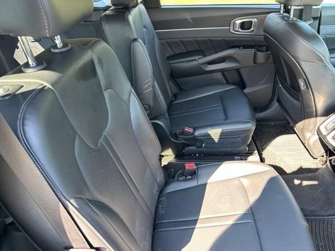 Used 2023 Kia Sorento SX FWD image 23