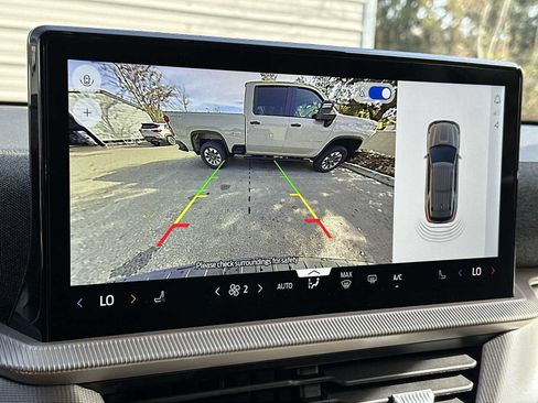 Used 2025 Ford Explorer Active image 22