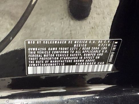 Used 2016 Volkswagen GTI SE w/ Driver Assistance Package image 39