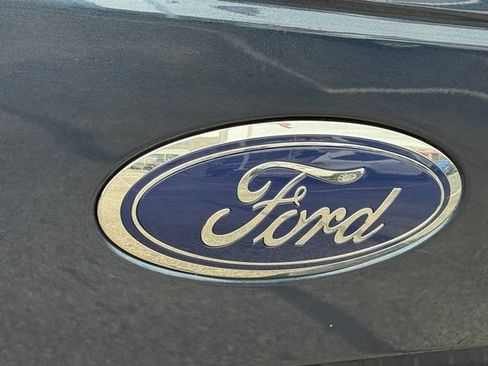 Used 2017 Ford F150 XLT w/ Equipment Group 302A Luxury AWD/4WD image 17