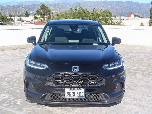 Certified 2024 Honda HR-V LX image 2