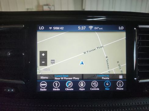 Used 2019 Chrysler Pacifica Limited FWD image 14