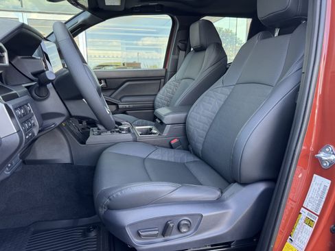 Used 2025 Toyota Tacoma TRD Sport w/ TRD Sport Premium Package AWD/4WD image 14