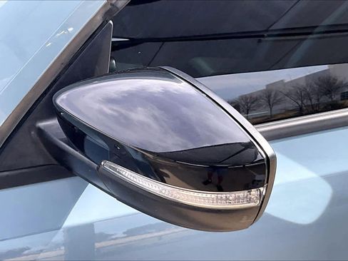 Used 2014 Volkswagen Beetle R-Line image 15