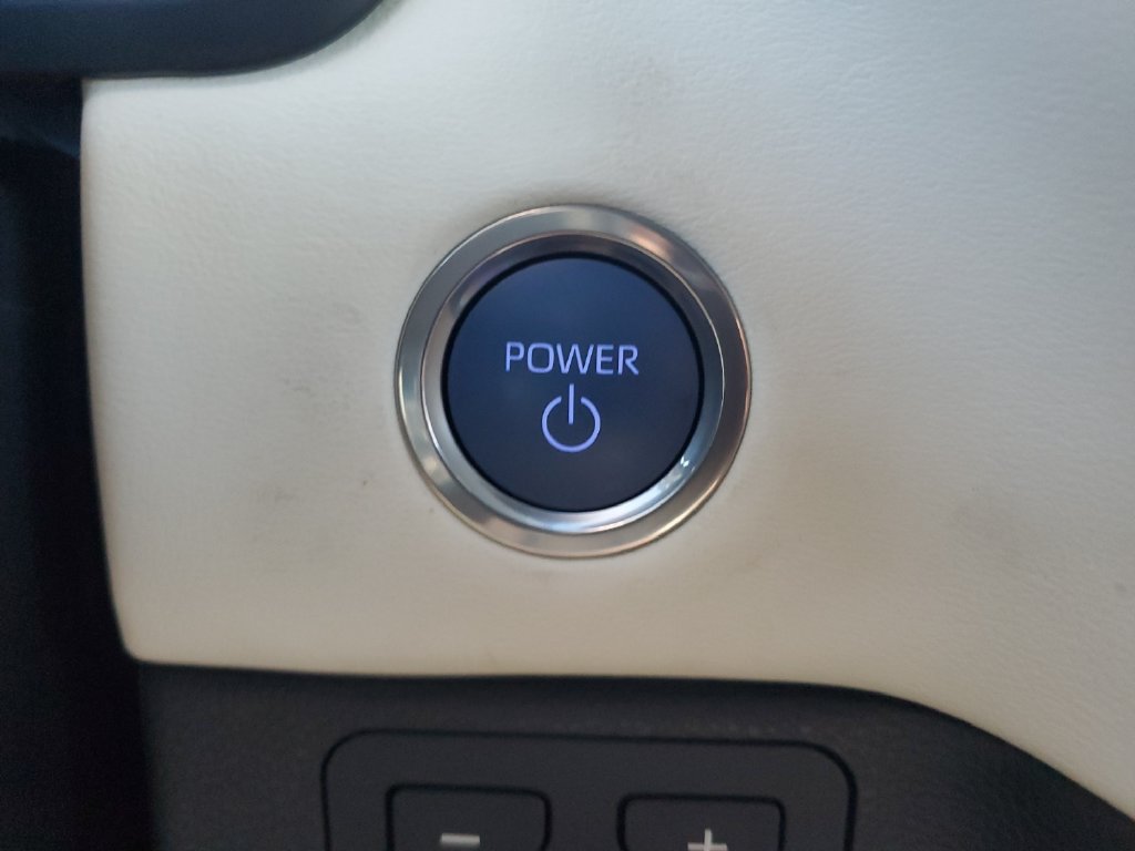 Used 2023 Toyota Tundra Capstone AWD/4WD image 26