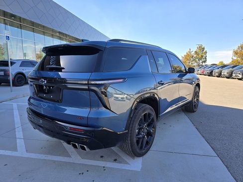 Used 2024 Chevrolet Traverse RS w/ LPO, Floor Liner Package image 7