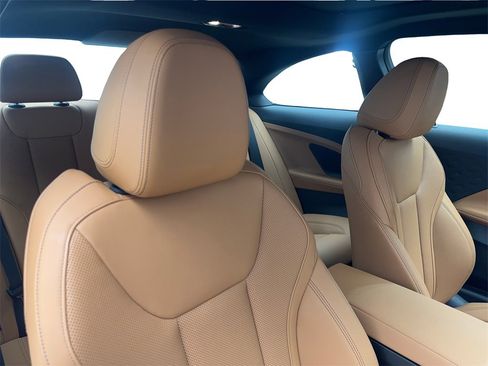 Used 2025 BMW 230i Coupe w/ M Sport Package image 41