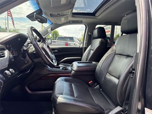Used 2019 GMC Yukon SLT AWD/4WD image 17