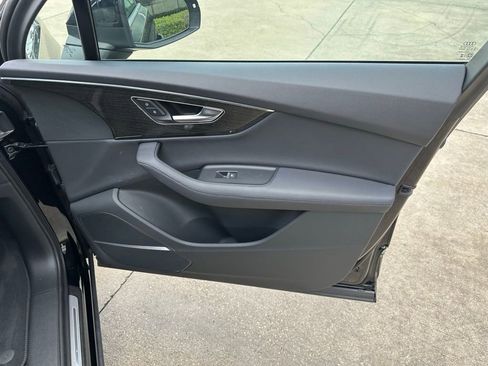 Used 2024 Audi Q7 2.0T Premium Plus w/ Premium Plus Package image 18