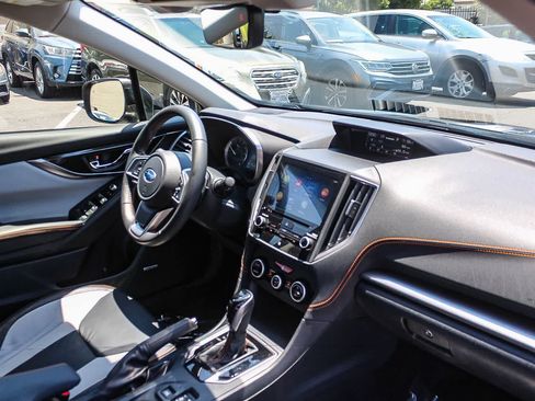 Used 2019 Subaru Crosstrek 2.0i Limited w/ Moonroof Package w/Navigation AWD/4WD image 20