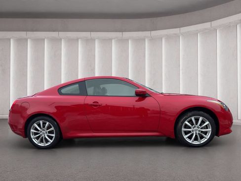 Used 2013 INFINITI G37 x Coupe w/ Premium Pkg image 6