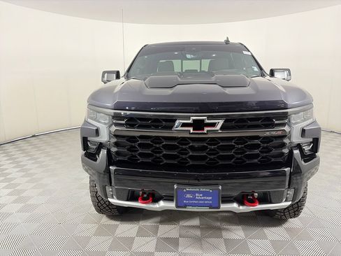 Used 2023 Chevrolet Silverado 1500 ZR2 w/ Technology Package AWD/4WD image 2
