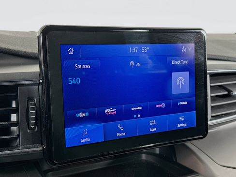 Used 2024 Ford Explorer XLT w/ Equipment Group 202A image 21